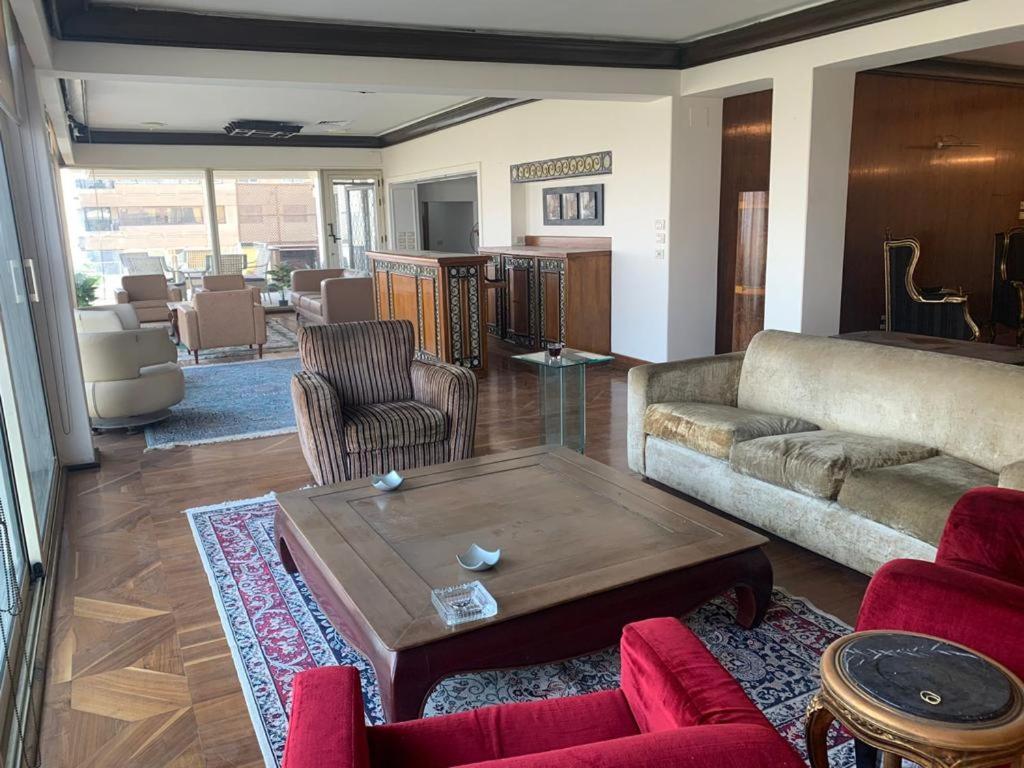 Panoramic Nile View Apartment Cairo